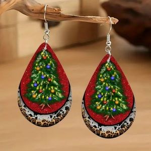 🎄✨ Christmas Tree Teardrop Dangle Earrings ✨🎄